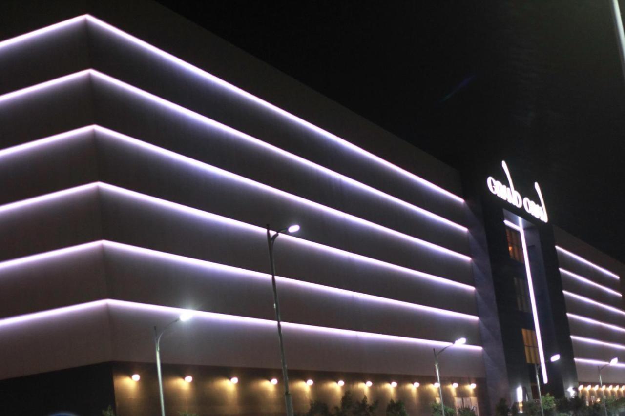 Az Hotels Grand Oran Es Senia Экстерьер фото