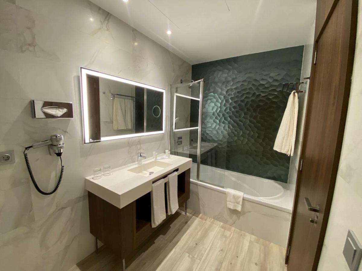 Az Hotels Grand Oran Es Senia Экстерьер фото