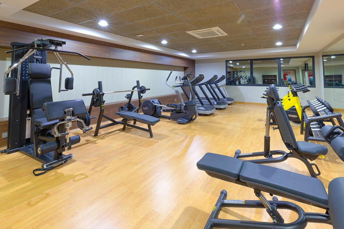 Az Hotels Grand Oran Es Senia Экстерьер фото
