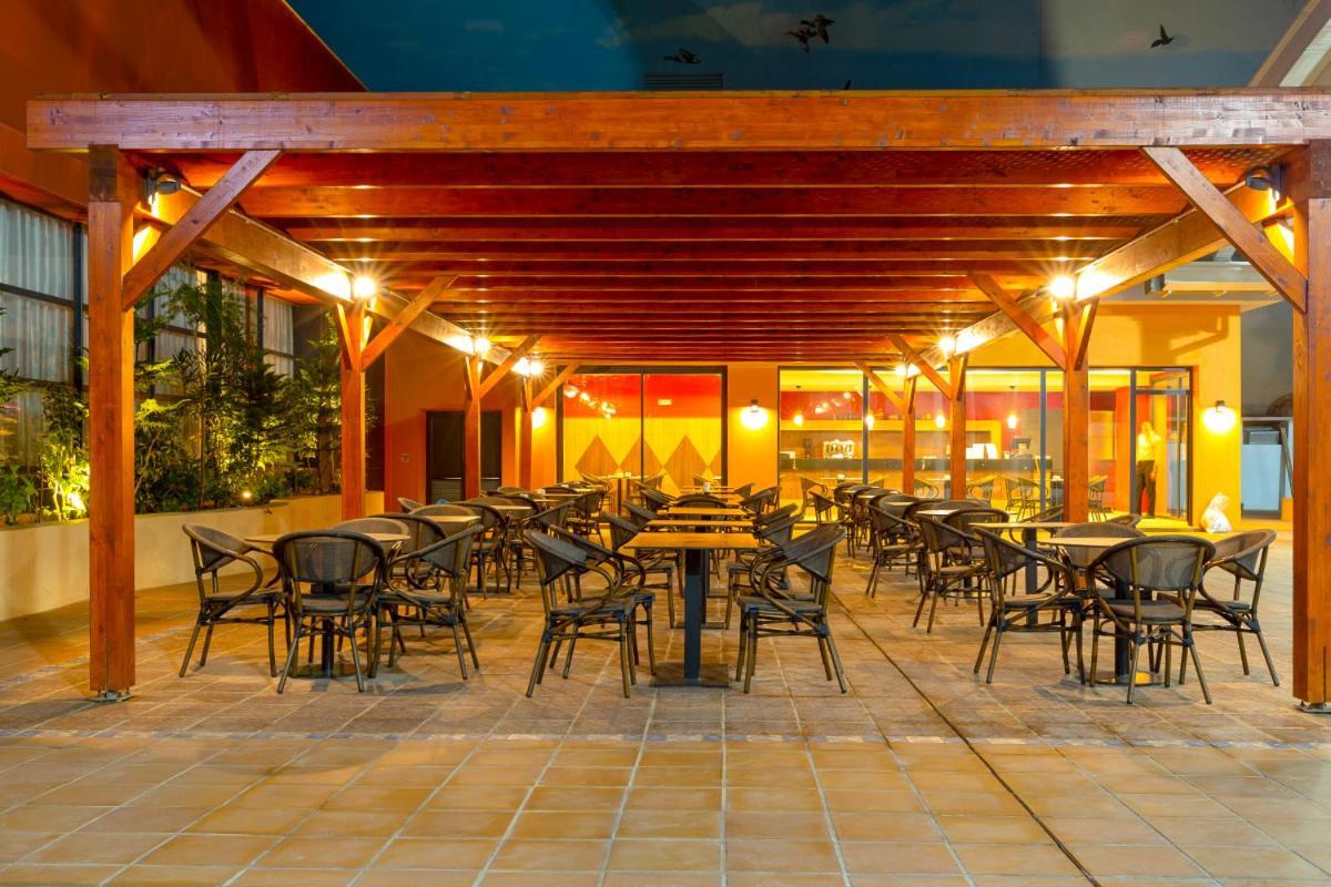 Az Hotels Grand Oran Es Senia Экстерьер фото